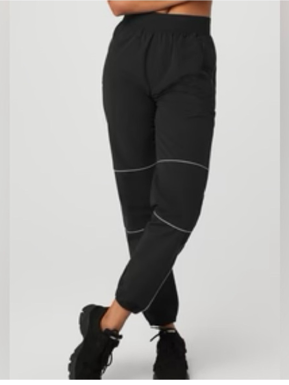EUC Alo Yoga Torrent Track Pants Black Reflective Joggers Size L